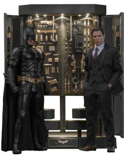 Dark Knight Movie Masterpiece akčné figúrky Diorama 1/6 Batman Armory with Bruce Wayne (2.0) 30 cm obrázok 1